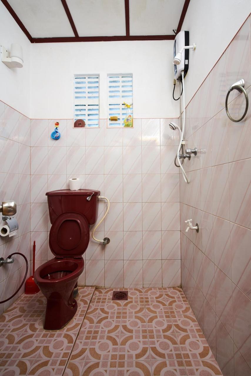 Kavee Guest Hotel Bentota Bagian luar foto