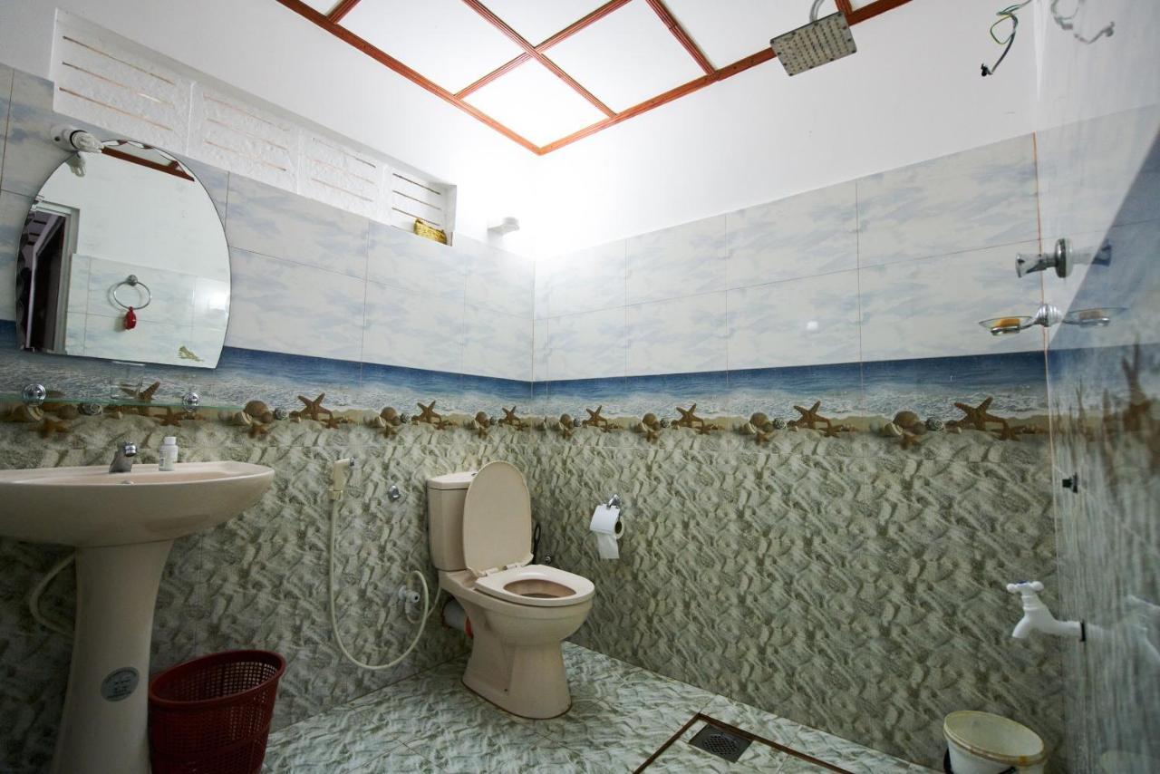 Kavee Guest Hotel Bentota Bagian luar foto